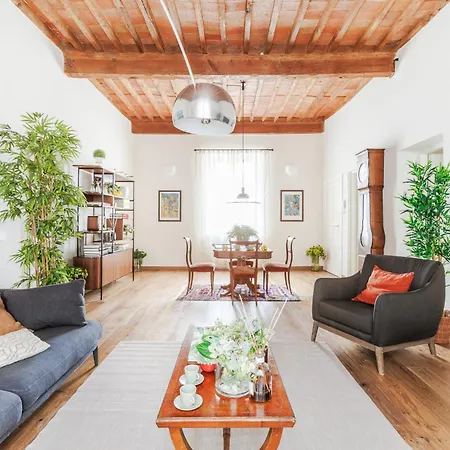 Apartment Lunavi House In