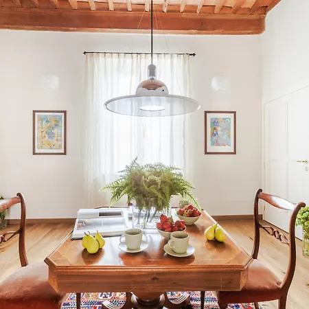 Lunavi House In *