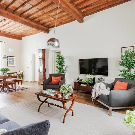 Lunavi House In Apartment Lucca