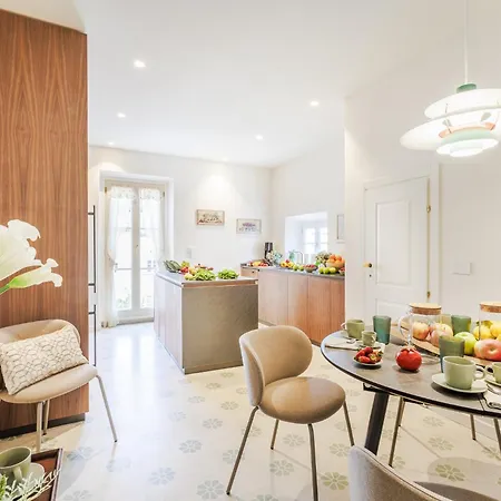 Apartment Lunavi House In *
